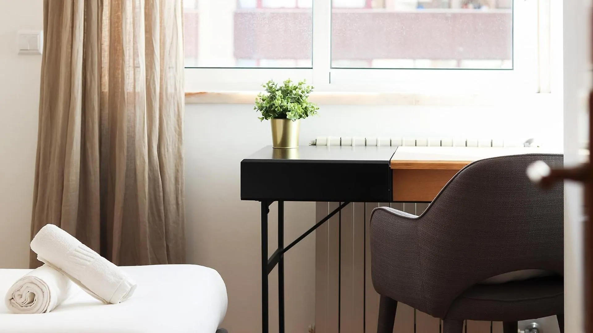 Laranjeiras Design By Homing Apartment Lisbon