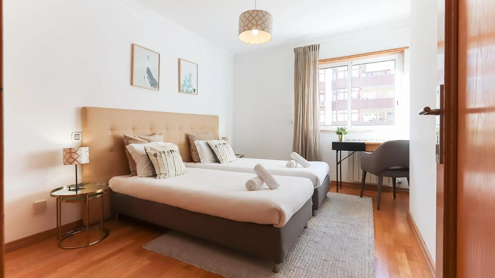 Laranjeiras Design By Homing Apartment Lisbon Portugal